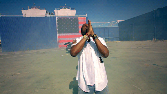 7193ca99_gif_kanye_otis_pray_zpsfffd681e.gif