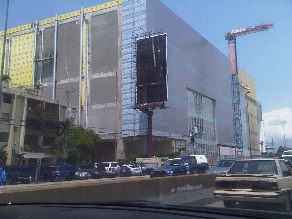 IMG02629-20120529-1134.jpg