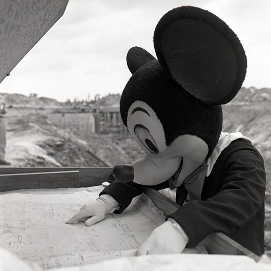 Mickey-Mouse-WDW-construction-Disney-053