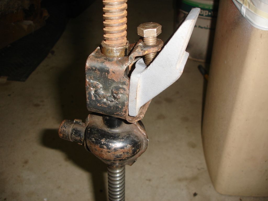 [Linked Image from i1243.photobucket.com]