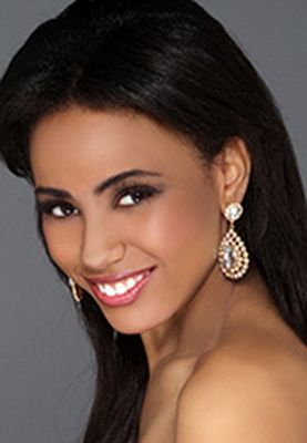 Miss Illinois USA 2013 Contestant Headshot